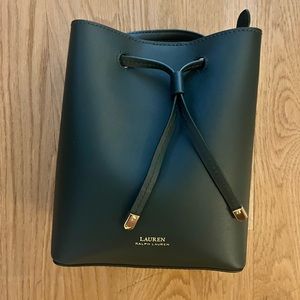 Lauren by Ralph Lauren Bucket Bag in forest green